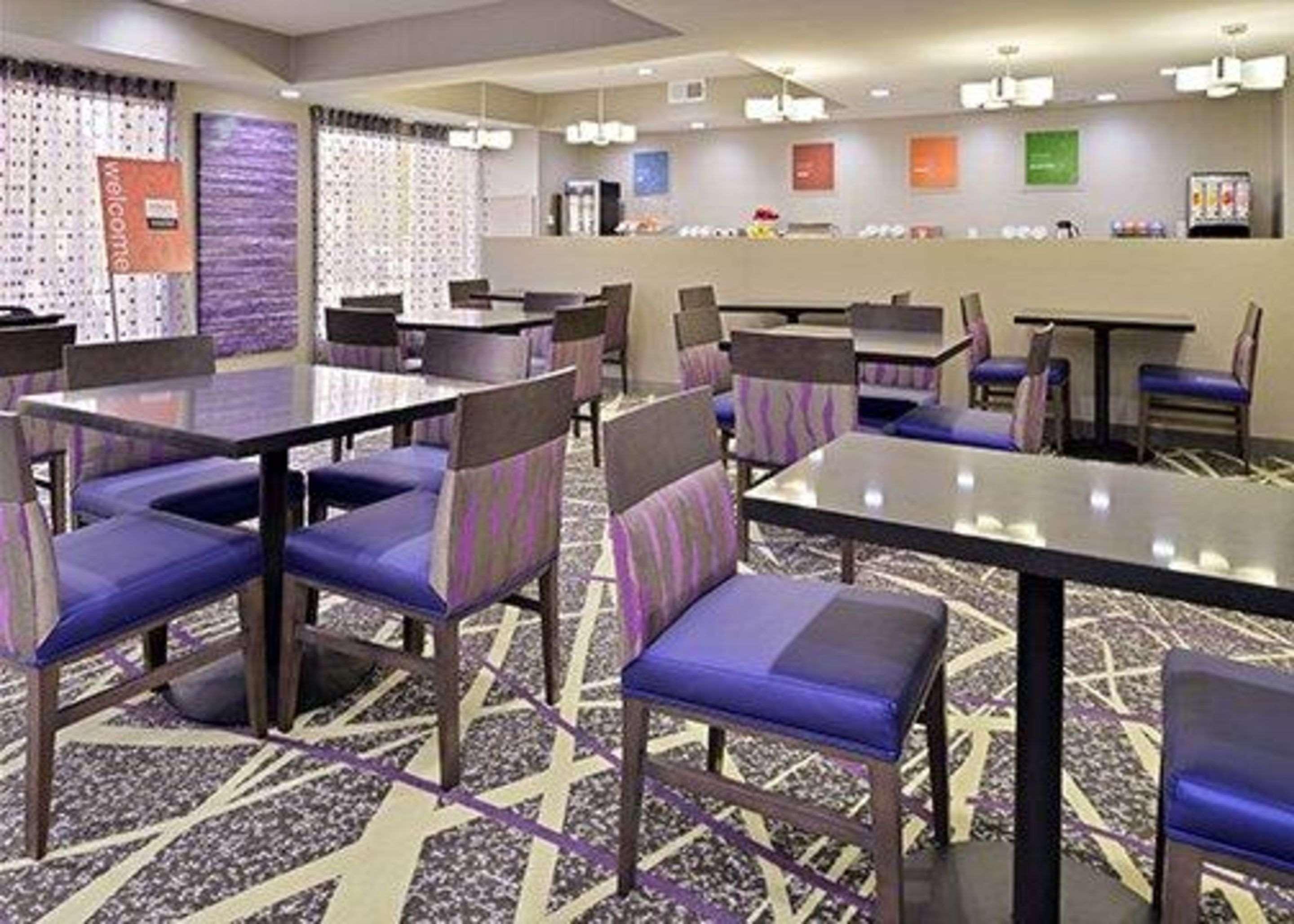 Comfort Inn & Suites Frisco - Plano Extérieur photo